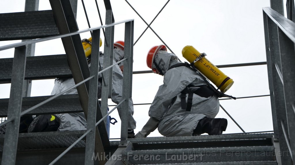 Tag der Offenen Tuer BF Koeln Weidenpesch Scheibenstr P246.JPG